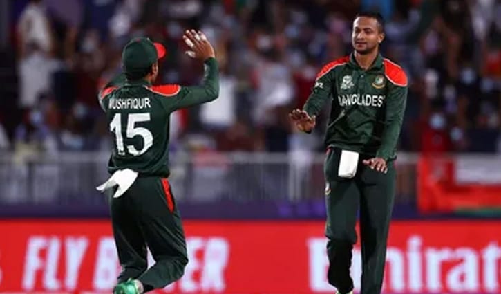 সাকিব এখন টি-টোয়েন্টির সেরা বোলার সাকিব এখন টি-টোয়েন্টির সেরা বোলার