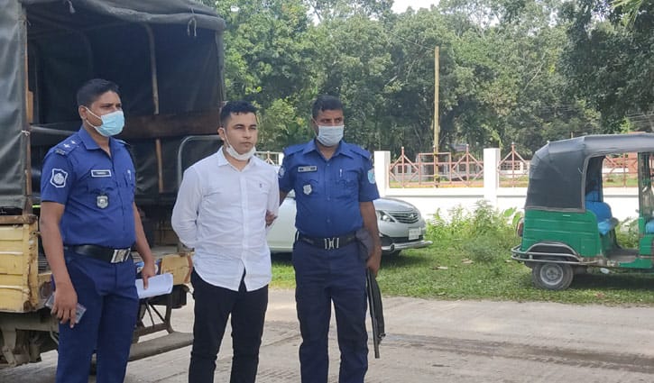 টাঙ্গাইলে ৯ মামলার আসামি কোয়াটার রনি গ্রেপ্তার 