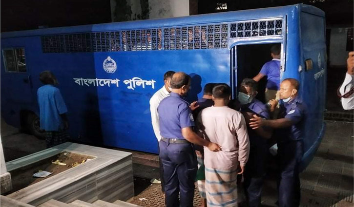 পীরগঞ্জে সহিংসতা: আদালতে ২ আসামির স্বীকারোক্তি পীরগঞ্জে সহিংসতা: আদালতে ২ আসামির স্বীকারোক্তি