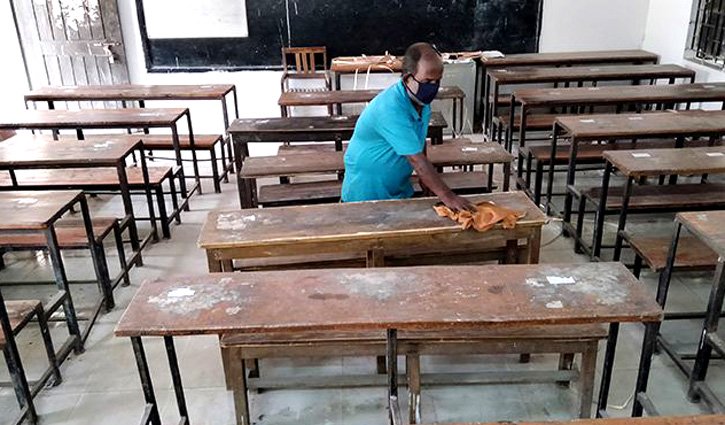 দীর্ঘ প্রতীক্ষার পর খুলছে স্কুল-কলেজ কিন্তু বিশ্ববিদ্যালয়? দীর্ঘ প্রতীক্ষার পর খুলছে স্কুল-কলেজ কিন্তু বিশ্ববিদ্যালয়?