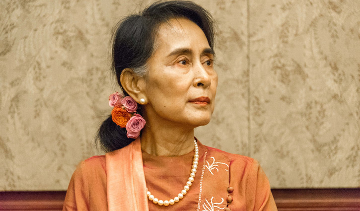 Suu Kyi returns to court despite illness Suu Kyi returns to court despite illness