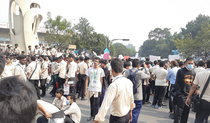 Nayeem’s death: Students block roads for 2nd day