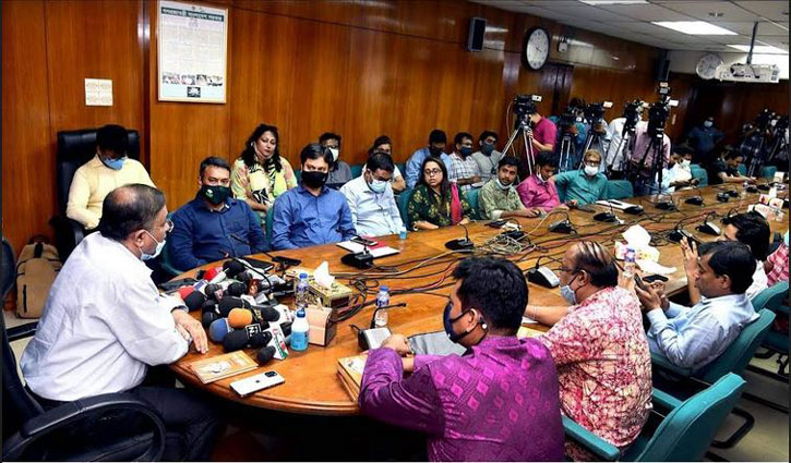 অননুমোদিত নিউজ পোর্টাল বন্ধ ক‌রা হ‌বে: তথ‌্যমন্ত্রী