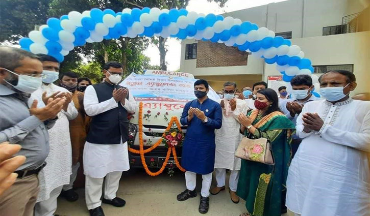 দেশবিরোধী চক্র মানবসৃষ্ট দুর্যোগ তৈরি করতে চায়: নৌপ্রতিমন্ত্রী দেশবিরোধী চক্র মানবসৃষ্ট দুর্যোগ তৈরি করতে চায়: নৌপ্রতিমন্ত্রী