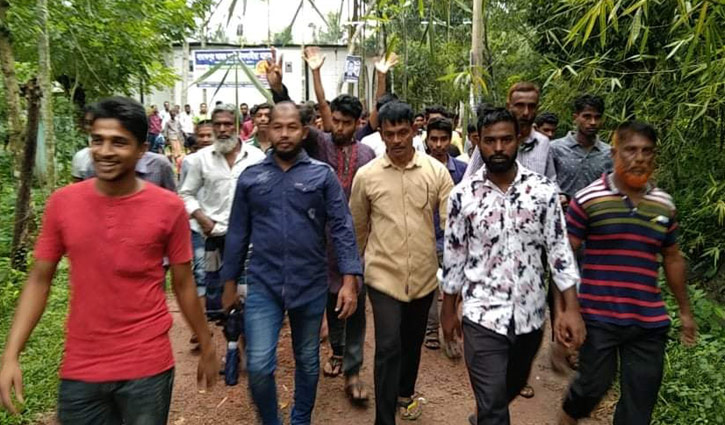 ইউপি নির্বাচন : শেষ মুহূর্তের প্রস্তুতিতে খুলনার প্রার্থীরা ইউপি নির্বাচন : শেষ মুহূর্তের প্রস্তুতিতে খুলনার প্রার্থীরা