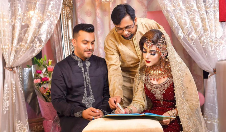 জাস্ট ফ্রেন্ড যখন স্বামী