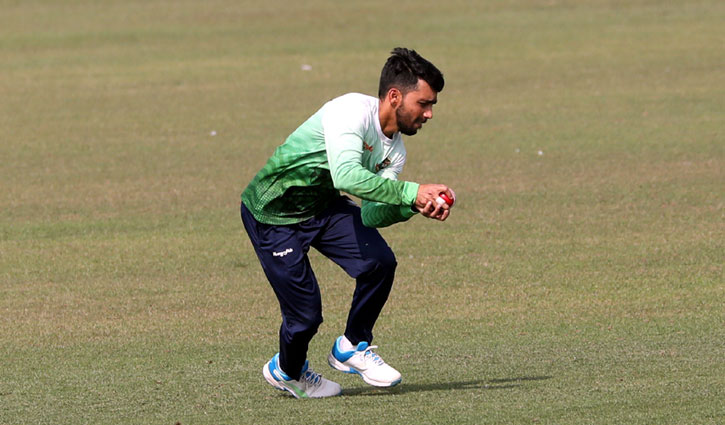 ‘মানুষের মুখ বন্ধ করতে পারবেন না, নিজের কান বন্ধ করতে হবে’ ‘মানুষের মুখ বন্ধ করতে পারবেন না, নিজের কান বন্ধ করতে হবে’
