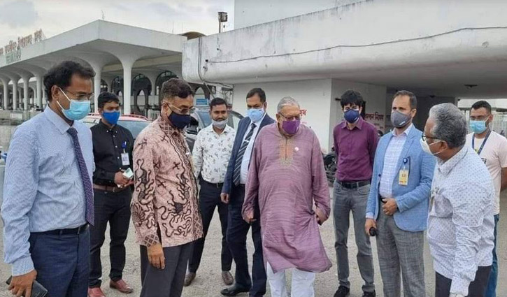 বিমানবন্দরে পিসিআর ল্যাব স্থাপনের সাইট পরিদর্শন করলেন প্রবাসী কল্যাণমন্ত্রী বিমানবন্দরে পিসিআর ল্যাব স্থাপনের সাইট পরিদর্শন করলেন প্রবাসী কল্যাণমন্ত্রী