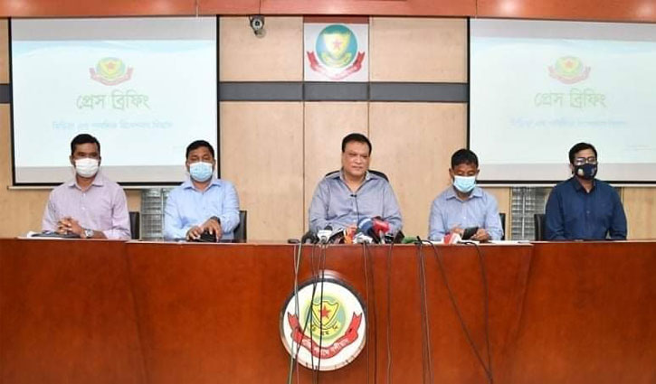 সাঈদের নেতৃত্বে গার্মেন্টস পণ্য চুরি: ডিবি সাঈদের নেতৃত্বে গার্মেন্টস পণ্য চুরি: ডিবি