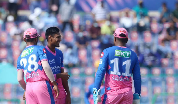 মোস্তাফিজের ৬ লাখ রুপি জরিমানা, স্যামসনের ২৪ লাখ মোস্তাফিজের ৬ লাখ রুপি জরিমানা, স্যামসনের ২৪ লাখ