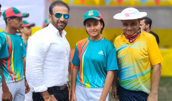 আবারো নাটকে ক্রিকেটার জাভেদ ওমর