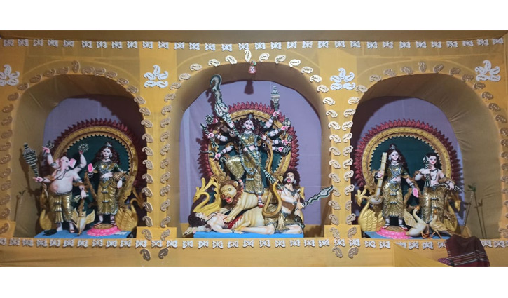 চান্দাইকোনায় মহামায়া সংঘের তারুণ্যের উদ্যোগে দুর্গাপূজা চান্দাইকোনায় মহামায়া সংঘের তারুণ্যের উদ্যোগে দুর্গাপূজা