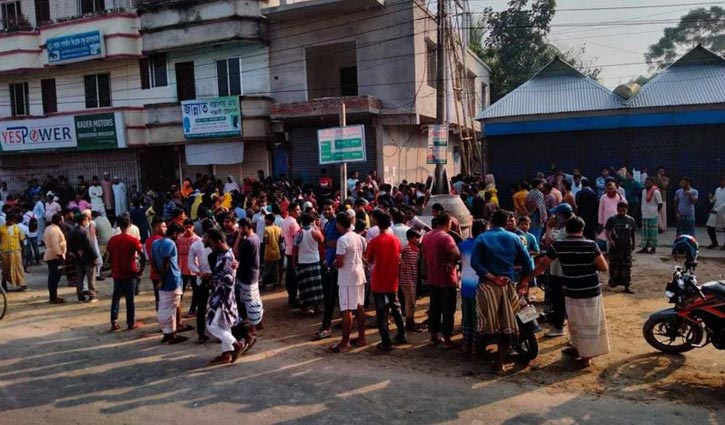 কিশোরীর গলা কাটা লাশ উদ্ধার, কিশোর আহত কিশোরীর গলা কাটা লাশ উদ্ধার, কিশোর আহত