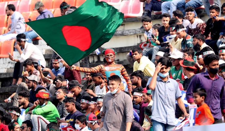 পাকিস্তানের জার্সি পরে ঢুকতে পারেনি কেউ পাকিস্তানের জার্সি পরে ঢুকতে পারেনি কেউ