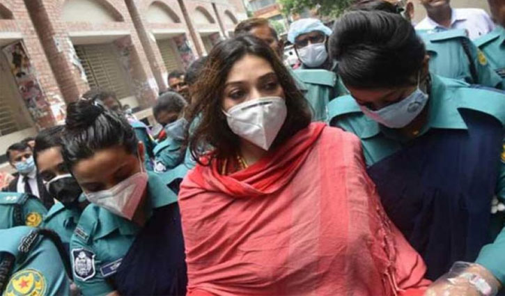 সাবরিনার বিরুদ্ধে আরও দুজনের সাক্ষ্য সাবরিনার বিরুদ্ধে আরও দুজনের সাক্ষ্য