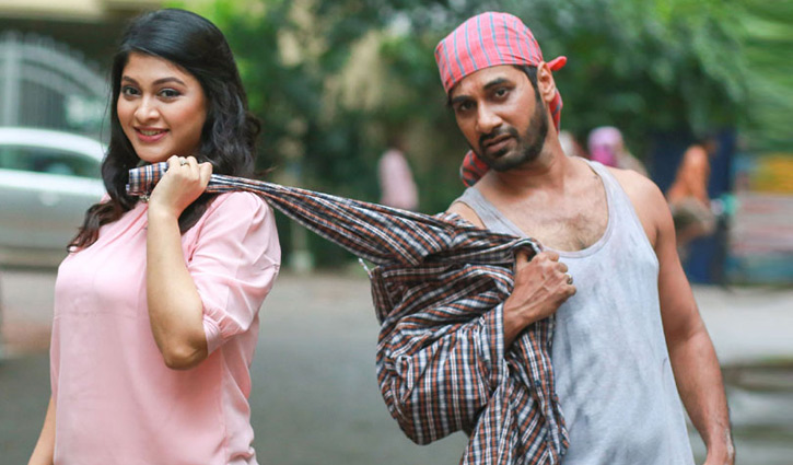 এক রংমিস্ত্রীর জীবনের খণ্ডাংশ… এক রংমিস্ত্রীর জীবনের খণ্ডাংশ…