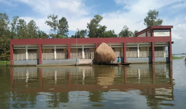 সিরাজগঞ্জের শিক্ষার্থীদের ক্লাসে ফেরা নিয়ে শঙ্কা