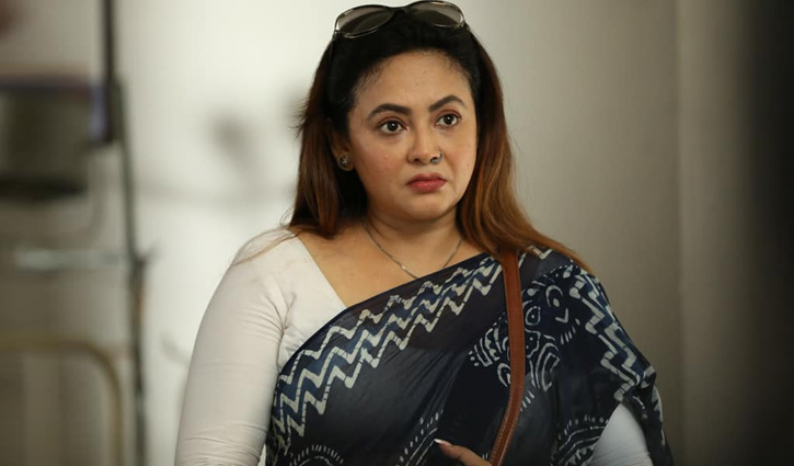 বাবা হারালেন শ্রীলেখা বাবা হারালেন শ্রীলেখা