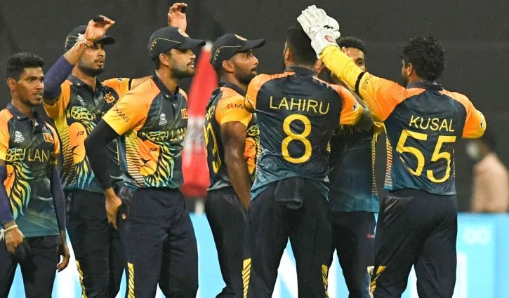 সুপার টুয়েলভে চোখ রেখে রাতে মুখোমুখি শ্রীলঙ্কা-আয়ারল্যান্ড সুপার টুয়েলভে চোখ রেখে রাতে মুখোমুখি শ্রীলঙ্কা-আয়ারল্যান্ড