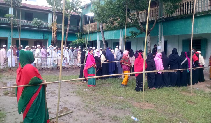 ১৬০ ইউপি ও ৯ পৌরসভায় ভোটগ্রহণ চলছে