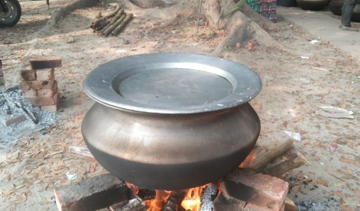 আর্জেন্টিনার বিশ্বকাপ জয়ে গরু ও খাসি জবাই করে ভোজ