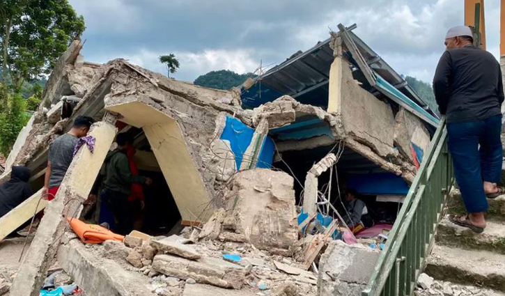 ইন্দোনেশিয়ায় বাড়ছে লাশের সংখ্যা