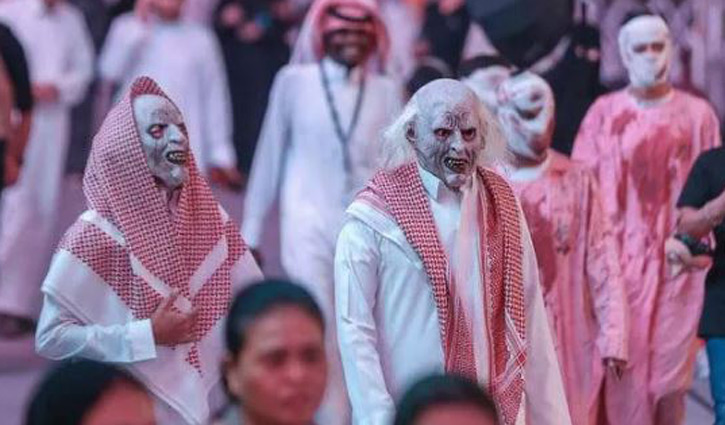 প্রথমবারের মতো সৌদিতে প্রকাশ্যে হ্যালোউইন উৎসব 
