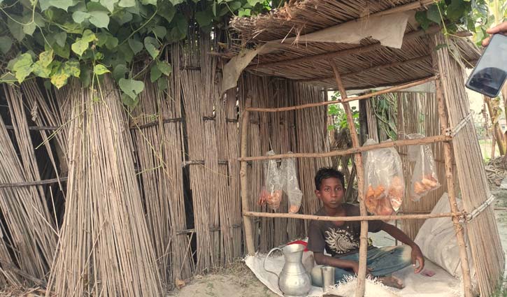 সজিবের ‘কুড়ি’ টাকার দোকান