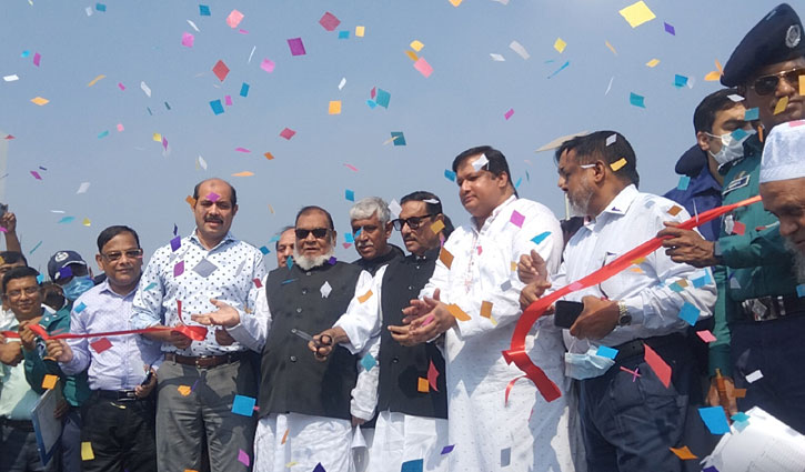 দুর্ভোগ কমাতে বিআরটি টঙ্গী ফ্লাইওভারের দুটি লেন চালু দুর্ভোগ কমাতে বিআরটি টঙ্গী ফ্লাইওভারের দুটি লেন চালু