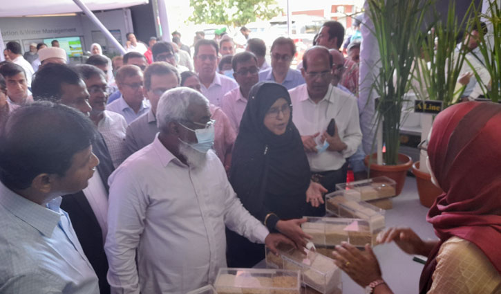 ‘চাল বস্তাজাত করার সময় জাতের নাম লিখতে হবে’ ‘চাল বস্তাজাত করার সময় জাতের নাম লিখতে হবে’