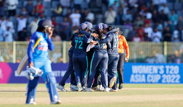 থাই ধাক্কার পর পাকিস্তানের শিকার প্রতিদ্বন্দ্বী ভারত 