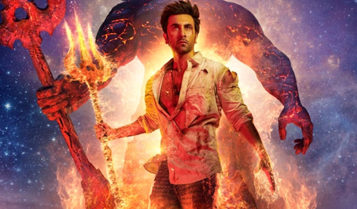 ৬০০ কোটি বাজেটের সিনেমায় কত পারিশ্রমিক নিয়েছেন রণবীর?