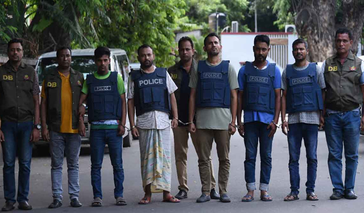 টিপু হত্যায় ব্যবহৃত অস্ত্র ও মোটরসাইকেল চালক গ্রেপ্তার টিপু হত্যায় ব্যবহৃত অস্ত্র ও মোটরসাইকেল চালক গ্রেপ্তার