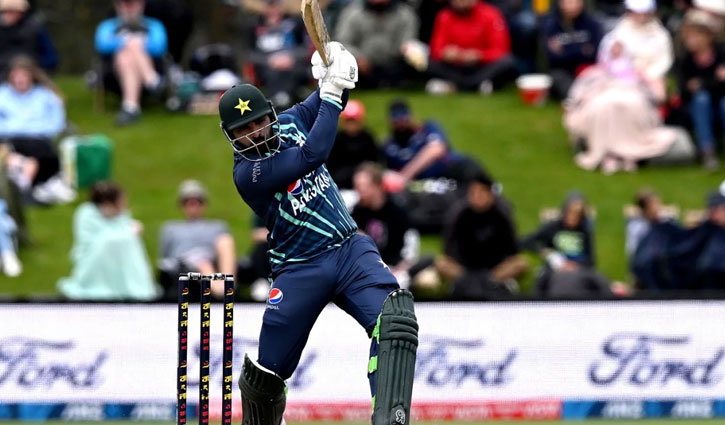 ছক্কা নেই পাকিস্তানের ইনিংসে, ৮ বছরে প্রথম