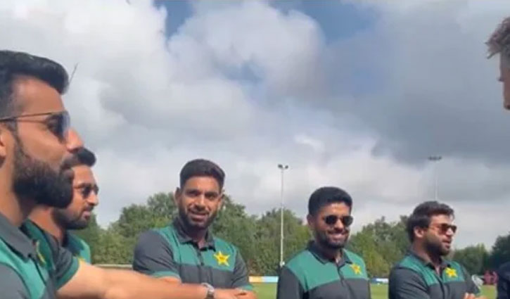 বাবর আজম ক্রিকেটের ‘ক্রিস্টিয়ানাল মেসি’!