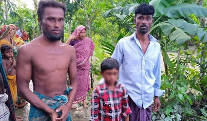 মেঘনায় জোয়ারের তোড়ে মাছ ধরার নৌকা ডুবি, উদ্ধার ৩ মেঘনায় জোয়ারের তোড়ে মাছ ধরার নৌকা ডুবি, উদ্ধার ৩