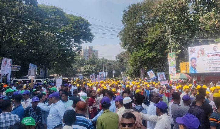 Suhrawardy Udyan turns into human sea