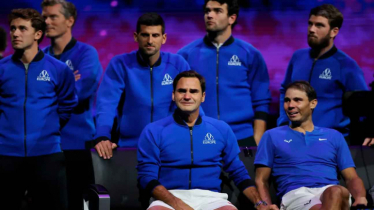 Roger Federer bids emotional farewell