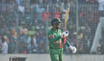 Miraz’s maiden ton helps Bangladesh to set 272 target for India