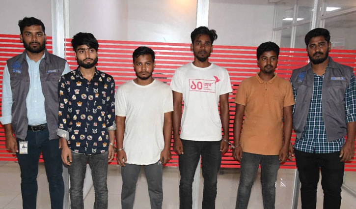 4 members of bKash fraud syndicate held