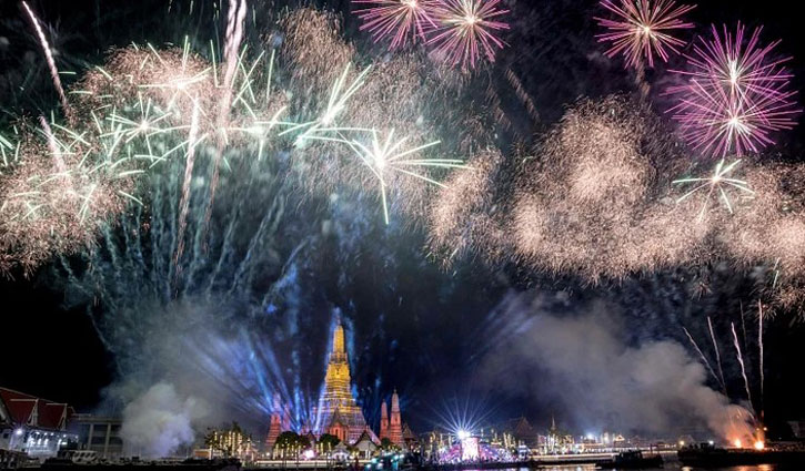 বিশ্বজুড়ে নববর্ষ উদযাপন