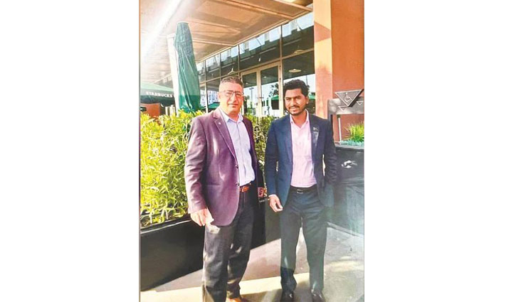 ইসরায়েলের গোয়েন্দার সঙ্গে নুরের ছবি নিয়ে গুঞ্জন