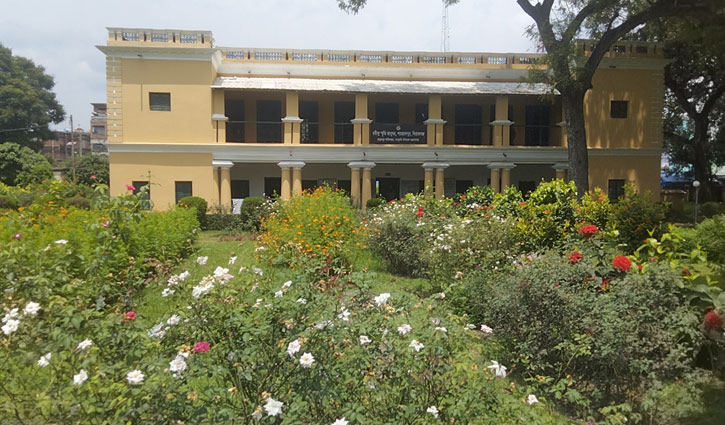 রবীন্দ্রনাথের উজ্জ্বল অধ্যায় শাহজাদপুর কাছারি বাড়ি