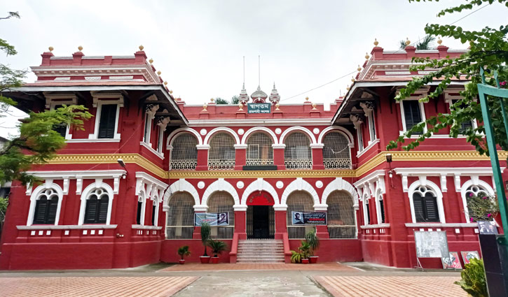 বছরজুড়ে দেশসেরা রাজশাহী কলেজের কর্মকাণ্ড