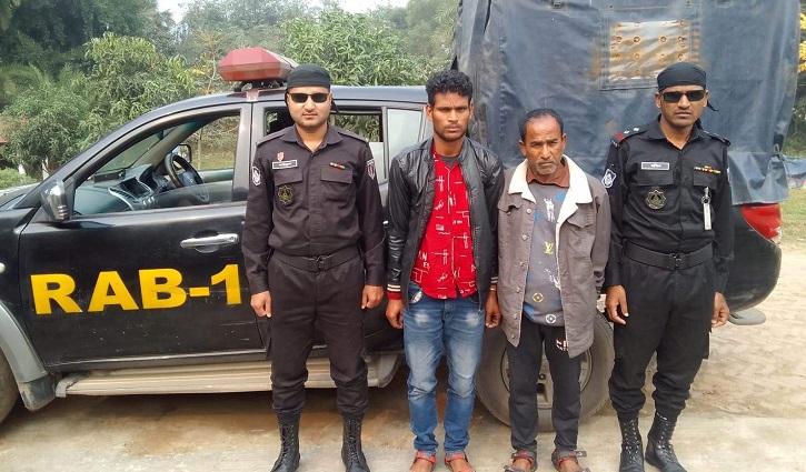 ব্রাহ্মণবাড়িয়া থেকে মাদক এনে বিক্রি করতো মোছন-মানিক