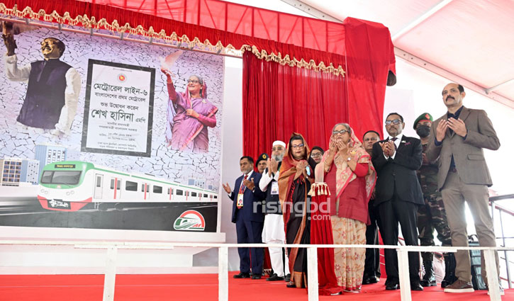 মেট্রোরেল উদ্বোধন করলেন প্রধানমন্ত্রী