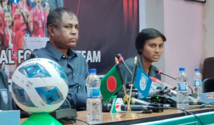 সম্মানজনক বেতনের আশ্বাস দিয়েছেন বাফুফে সভাপতি: সাবিনা সম্মানজনক বেতনের আশ্বাস দিয়েছেন বাফুফে সভাপতি: সাবিনা
