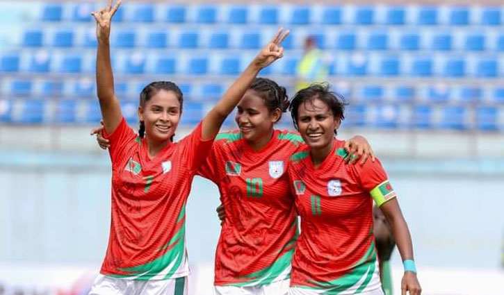 সেই ফেসবুক পোস্টের ব্যাখ্যা দিলেন সানজিদা সেই ফেসবুক পোস্টের ব্যাখ্যা দিলেন সানজিদা