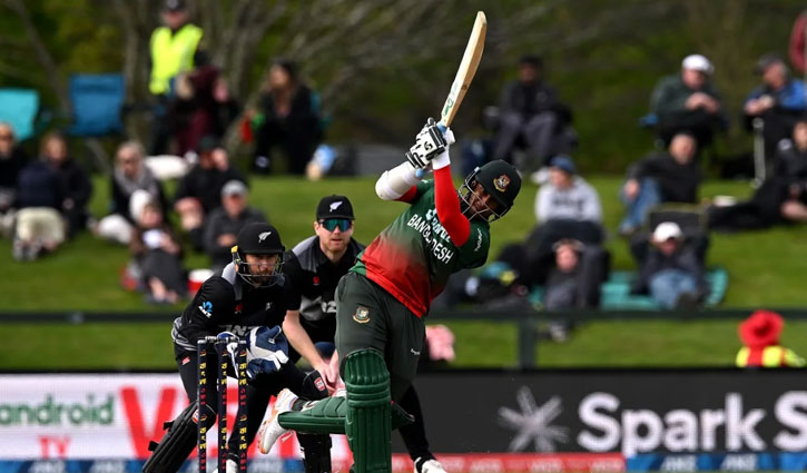 সাকিবের একার লড়াই শেষে বাংলাদেশের হার