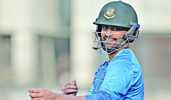 বিপিএলের প্রথম ম্যাচ থেকেই খেলবেন তামিম